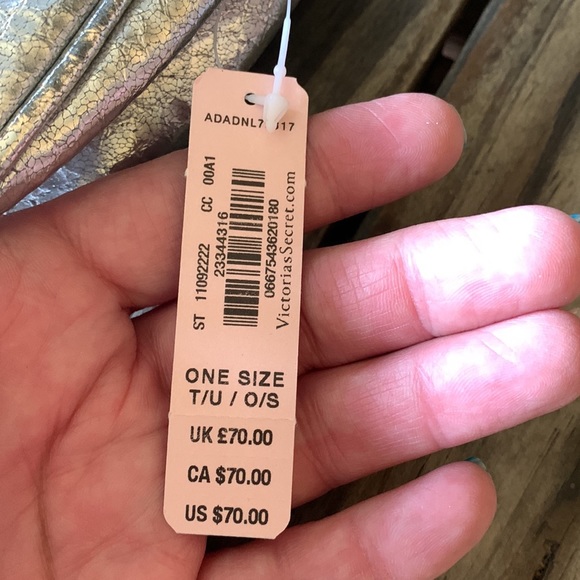 NWT Victoria’s Secret Crossbody purse - Picture 11 of 12